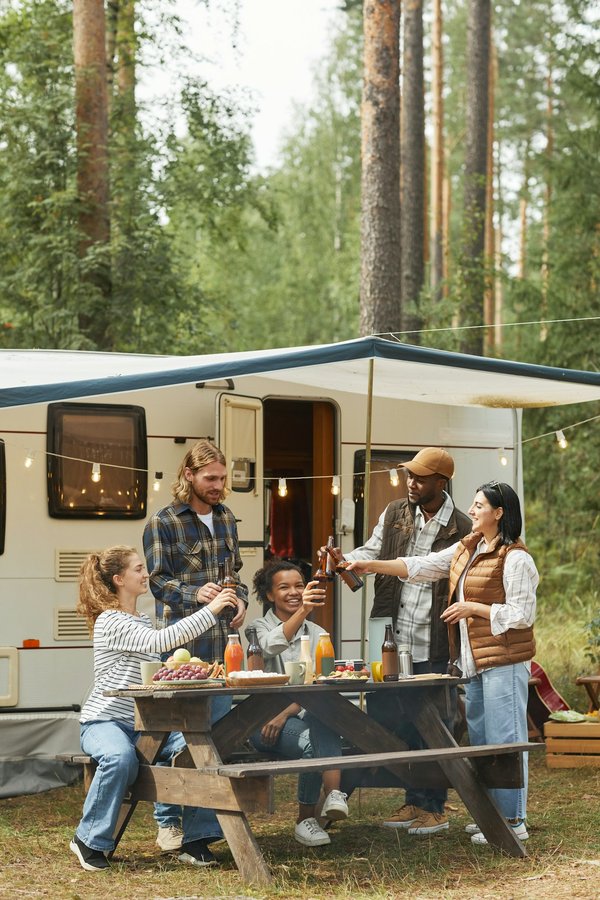 Explorez l'europe en camping-car : les guides et conseils incontournables de "la planète de caro"